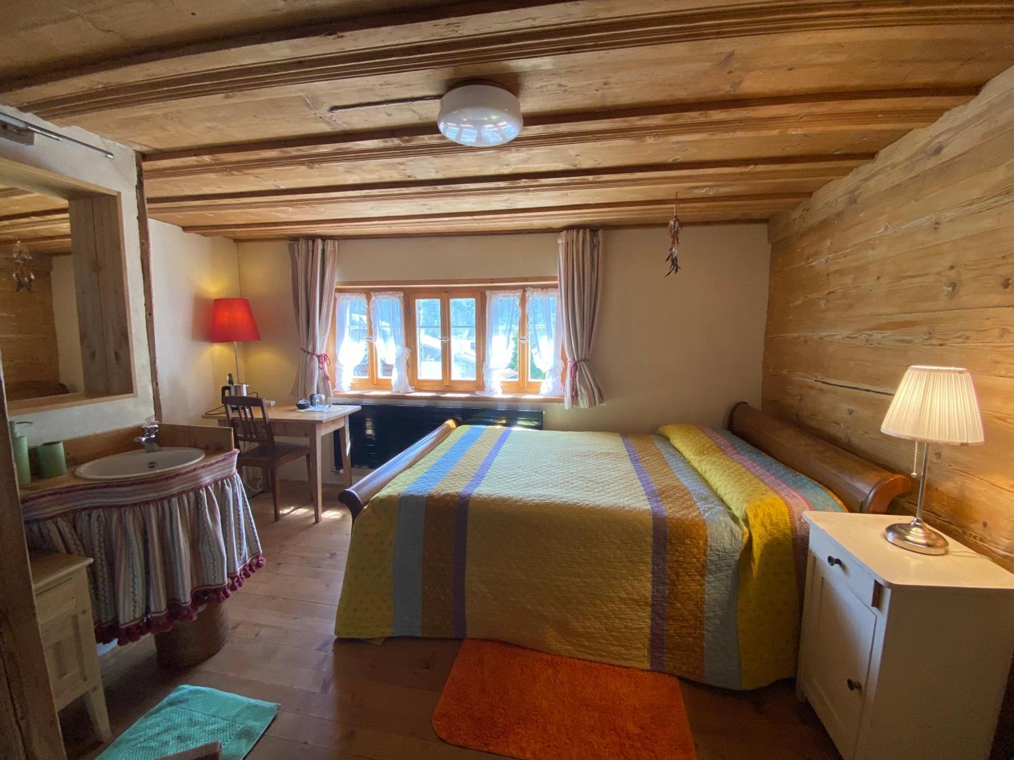 Casa Vegana Bed & Breakfast Trun Exterior photo