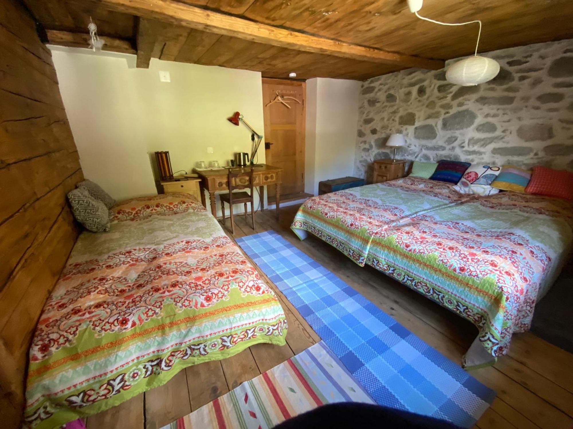 Casa Vegana Bed & Breakfast Trun Exterior photo