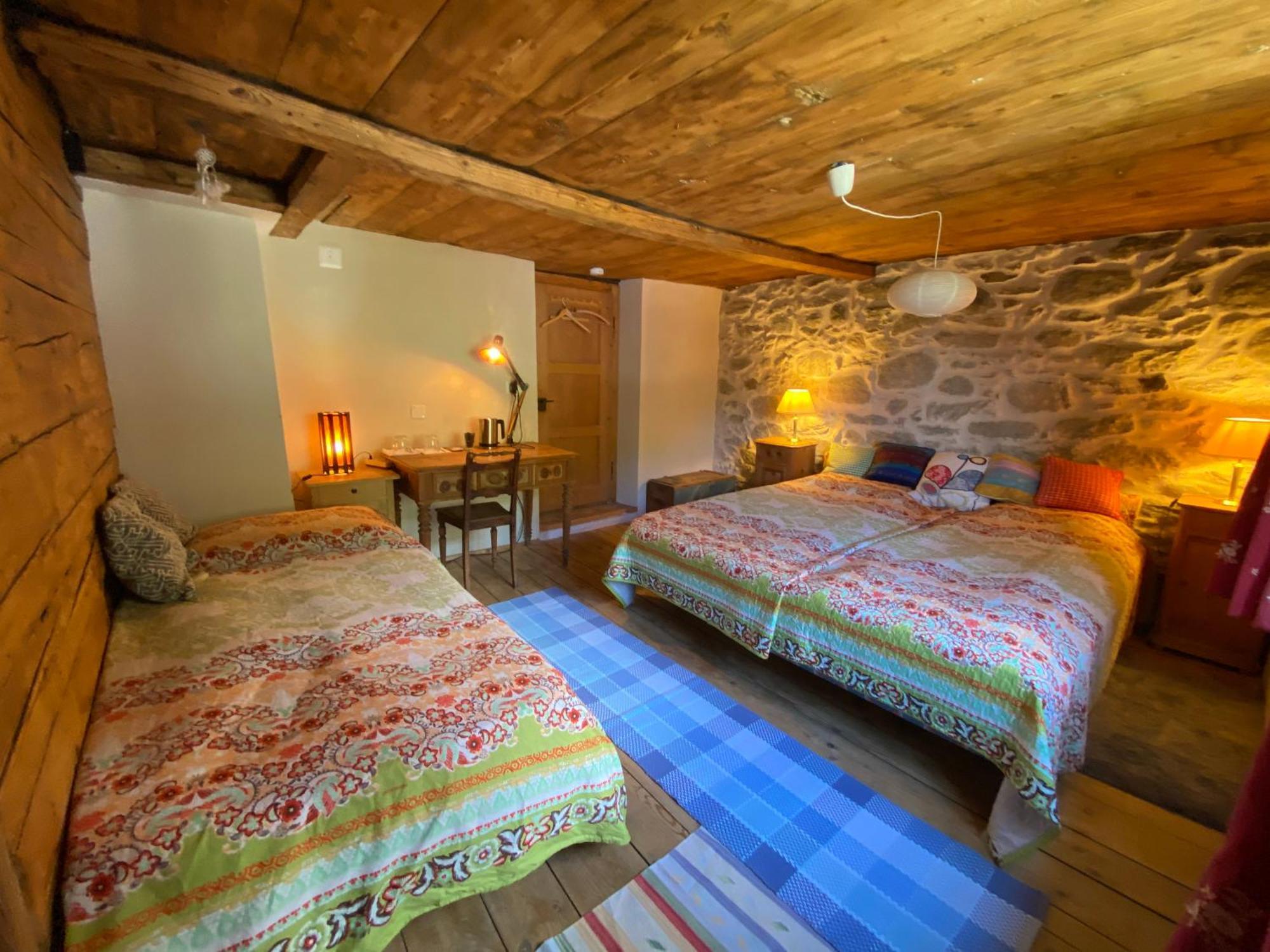Casa Vegana Bed & Breakfast Trun Exterior photo